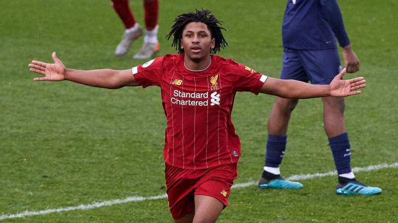 Leeds revient à la charge pour Yasser Larouci