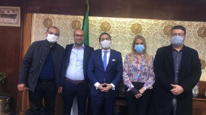 Le projet d’un complexe sportif au menu d’une rencontre entre Saida Neghza et Sid Ali Khaldi