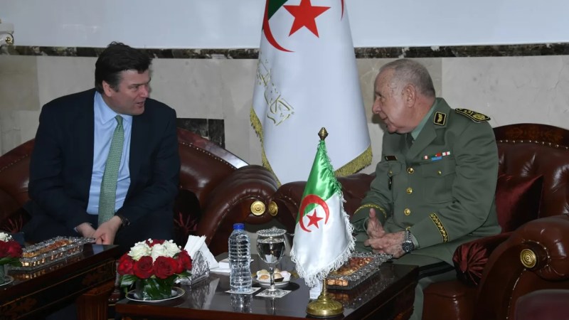 Army General Saïd Changriha receives Minister of State for British Armed Forces