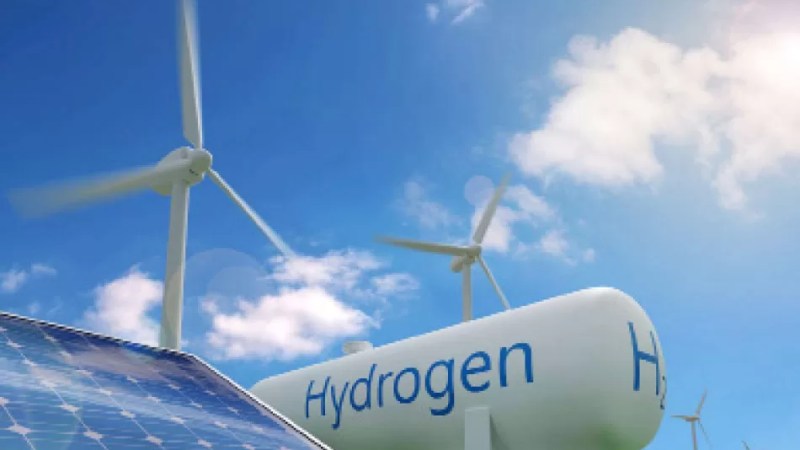 Energy: DG Miloud Medjelled tackles gas, oil production, Algeria’s bet on green hydrogen, solar energy