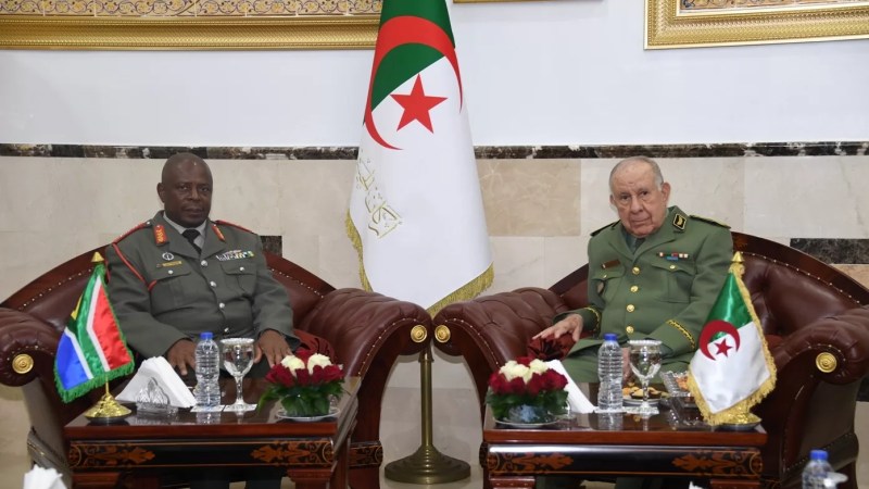 Army General Saïd Changriha receives Commander of National Defense Forces of South Africa