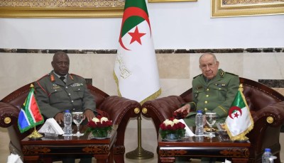 Army General Saïd Changriha receives Commander of National Defense Forces of South Africa