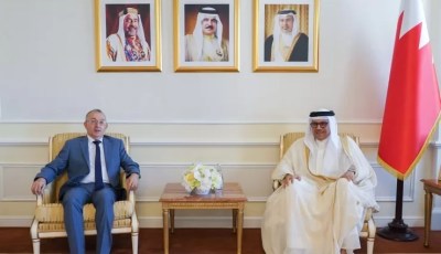 Bahraini Foreign Minister receives outgoing Algerian Ambassador, bilateral cooperation touched on