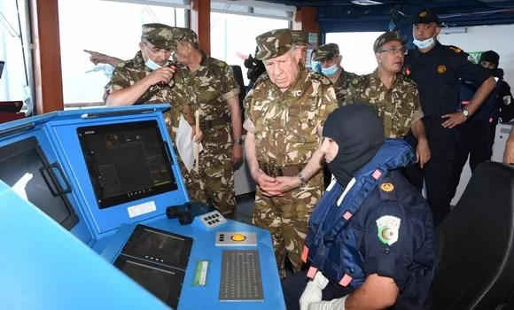 Algerian Army Chief Chanegriha on inspection visit to naval base of Mers El-Kebir