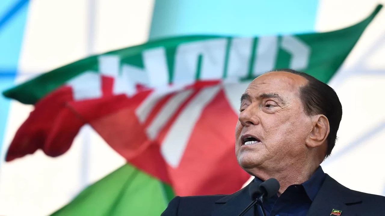 Death of Berlusconi: Tribute and Condolences from President Tebboune