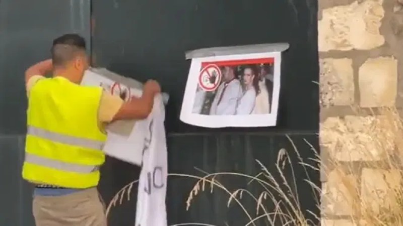 Lalla Salma’s picture features on banners of disgruntled Moroccans demonstrating in front of Mohammed VI’s palace in Paris