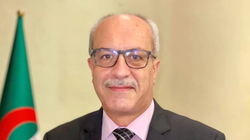 At invitation of his Egyptian counterpart, Minister of Posts and Telecommunications in Cairo