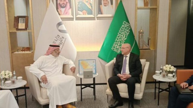 Algeria-Saudi Business Forum: Eight Agreements Signed to Boost Economic Ties