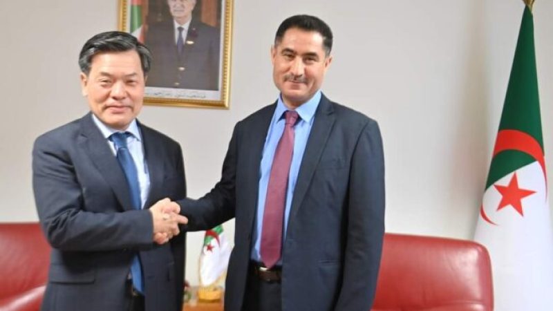 Algerian Minister of Communication Laagab Receives South Korean Ambassador to Enhance Bilateral Cooperation
