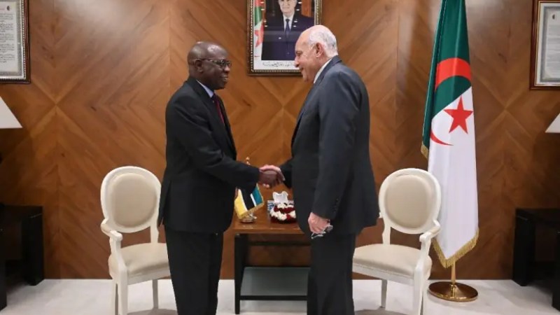 FM Attaf Commends Efforts to Enhance Algeria-Mozambique Relations