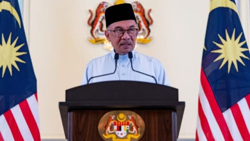 Malaysia Bans Zionist Cargo Ships from Docking in Its Ports