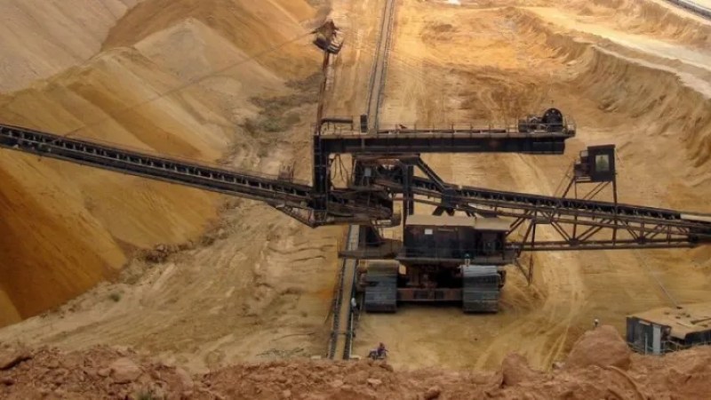 Sonelgaz Launches Ambitious Solar Project to Power Gara Djebilet Mine