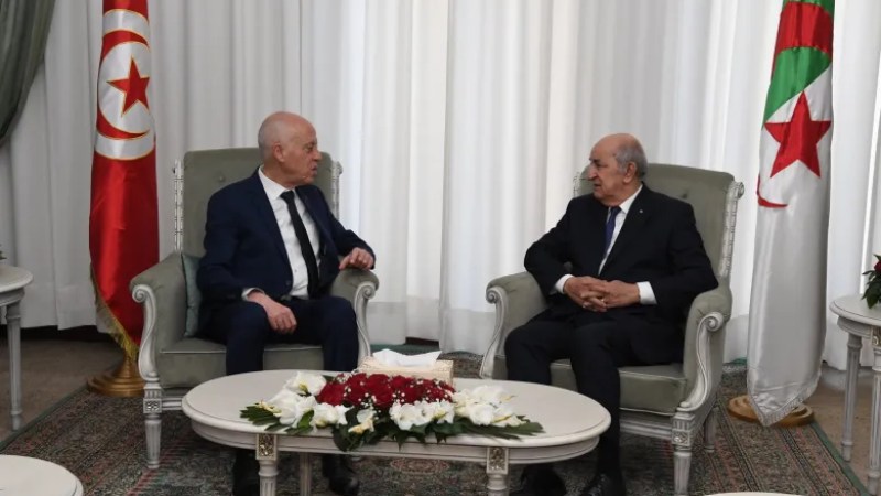 Presidents Tebboune, Saïed Hold Phone Talks on New Year’s Wishes