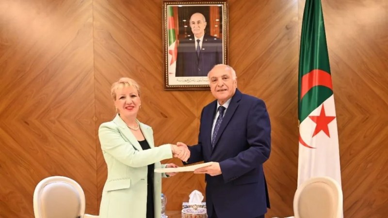 Foreign Minister Attaf Welcomes New Serbian Ambassador to Algeria