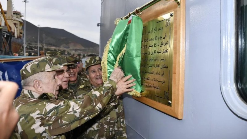 General Chanegriha Inaugurates Algeria’s First Locally Built Tugboat during Naval Inspection