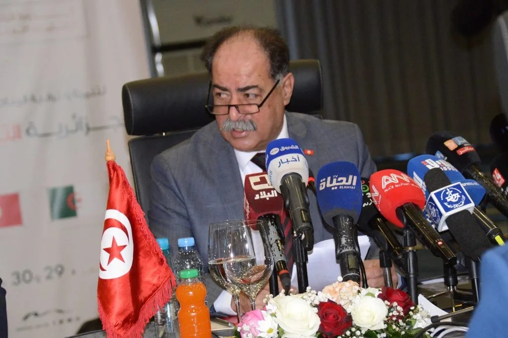 Feki Commends “Fruitful Coordination” between Algeria and Tunisia at Borders
