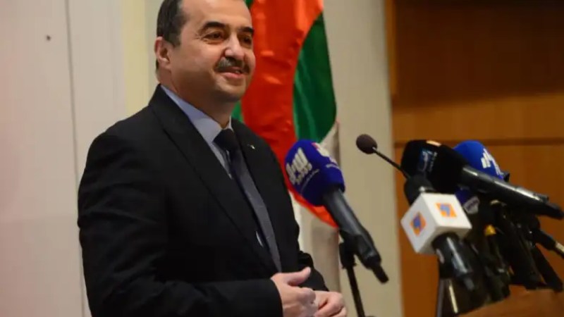 Milestone Achievement: Construction of 20 Solar Power Plants Marks Decisive Step for Minister Arkab