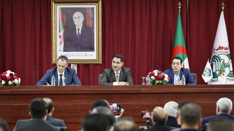 Minister Laagab Emphasizes Elevating Standards in Sports Journalism during Meeting with Media Representatives