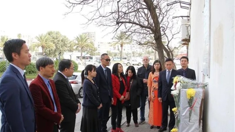 Vietnamese Ambassador Honors Algerian Journalists Killed in Tragic Accident 50 Years Ago
