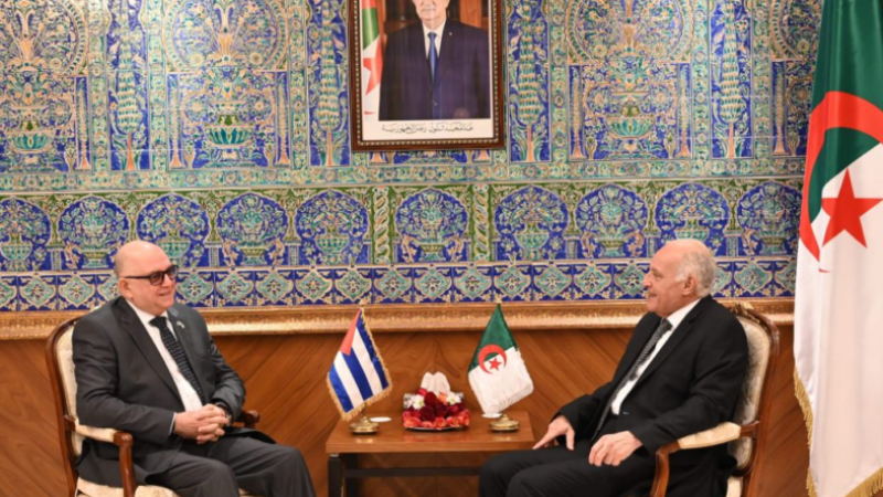 Algerian FM Attaf Welcomes Cuban Ambassador Armando Vergara Bueno for Farewell Visit, Emphasizes Strong Ties, Commitment to Further Cooperation