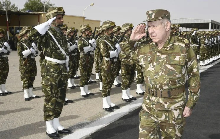Algerian Army Chief Saïd Chanegriha Conducts Working, Inspection Visit to 3rd Military Region: “Ready to Defend the Country in All Circumstances”