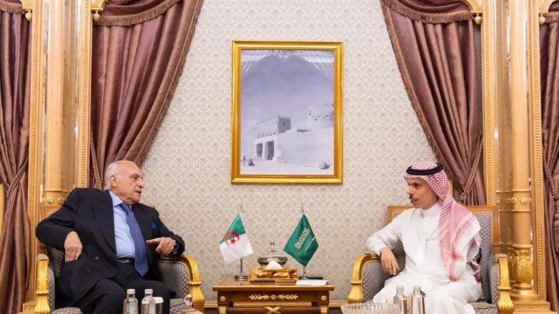 Algerian FM Attaf Holds Talks with Saudi Counterpart