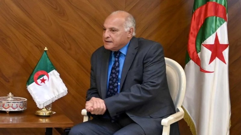 Algerian FM Attaf Holds Talks with Several Counterparts in Doha