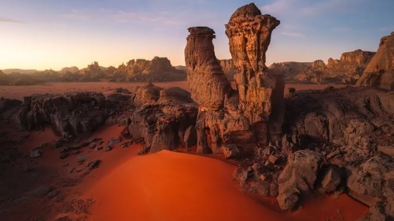 American Photographer Andrew Studer Releases Hollywood-Like Video of Algerian Desert (Video)