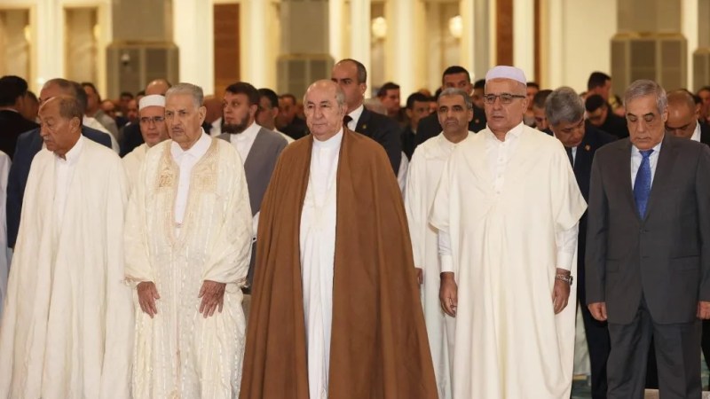 President Tebboune Performs Eid Prayer, Receives Congratulations at Djamaâ El-Djazaïr - Video