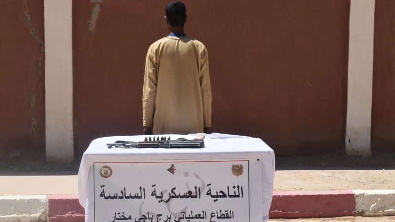 Algeria: Terrorist Surrenders to Military Authorities in Bordj Badji Mokhtar