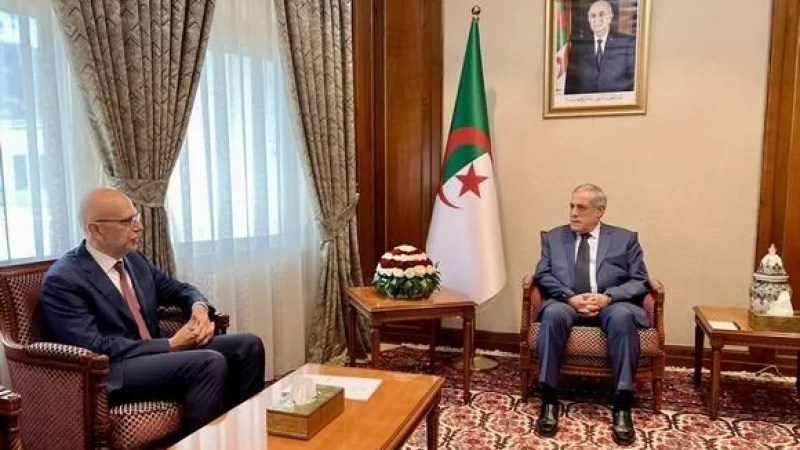 Algerian Premier Larbaoui Meets Italian Ambassador: Strengthening Partnership Between Two Countries