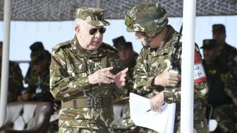 General Saïd Chanegriha Supervises Tactical Exercise with Live Ammunition