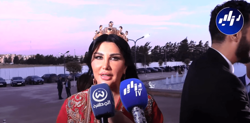 Syrian Artist Jenny Esber Celebrates Algerian Caftan at “Golden Generic” Awards Ceremony