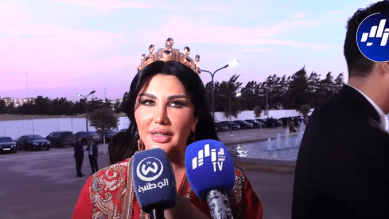 Syrian Artist Jenny Esber Celebrates Algerian Caftan at "Golden Generic" Awards Ceremony