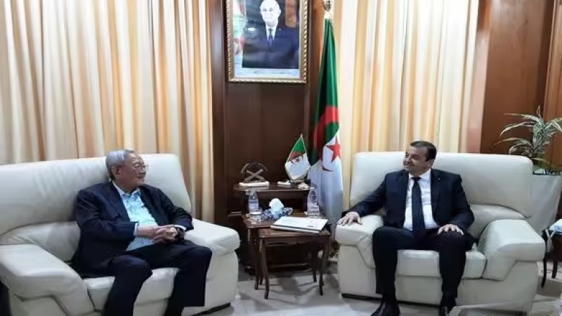Minister Arkab Receives Malaysian "Lion" Group Delegation for Investment Talks