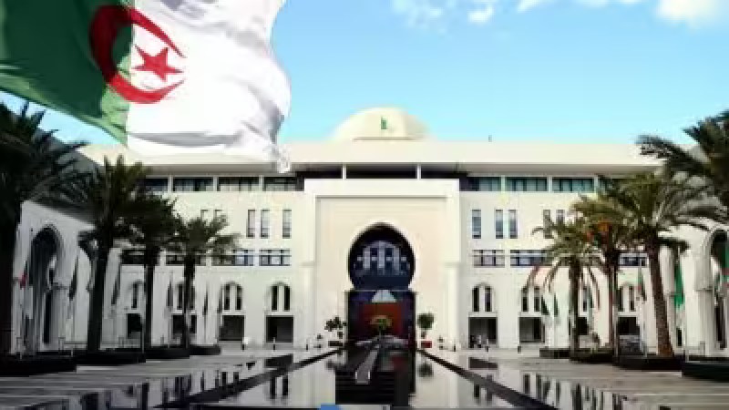 Algeria Strongly Condemns Zionist Abject Aggression Against Yemen