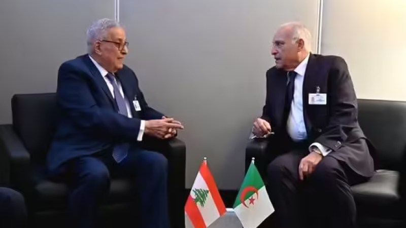 Algerian Foreign Minister Ahmed Attaf Reaffirms Solidarity with Lebanon Amid Zionist Aggression