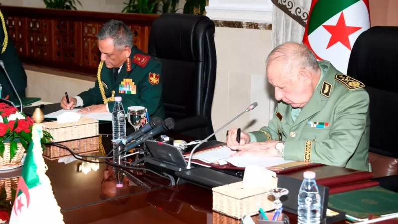 Algeria, India Sign Military Cooperation Agreement