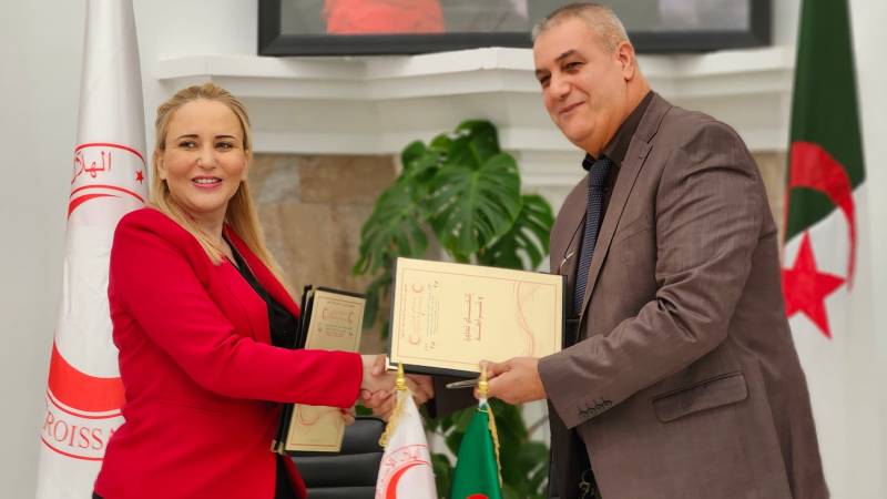 Algerian Red Crescent Partners with El Fedjr Association to Support Cancer Patients