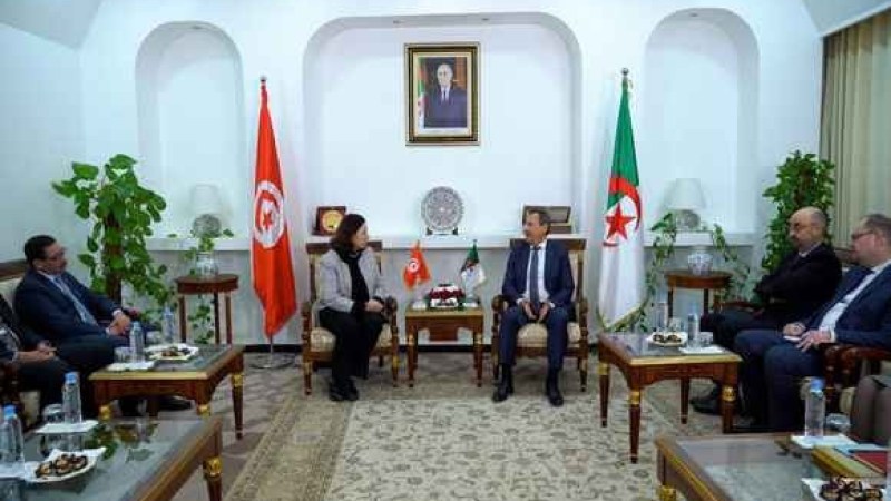 Algerian Minister Rekhroukh Meets Tunisian Counterpart to Bolster Bilateral Infrastructure Cooperation
