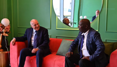 Algerian FM Attaf Embarks on Official Visit to Angola
