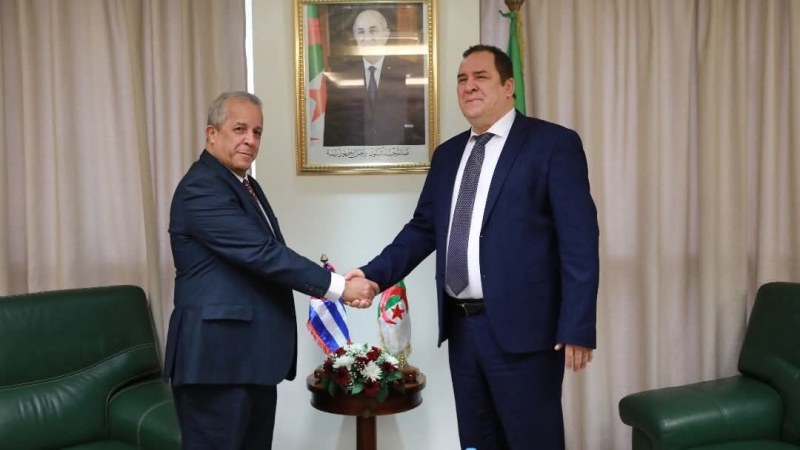 Algerian Minister of Communication Meets Cuban Ambassador to Bolster Strategic Media Partnerships