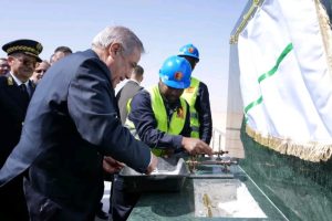 Algeria’s Larbaoui Lays Foundation Stone for New Hassi Messaoud Refinery