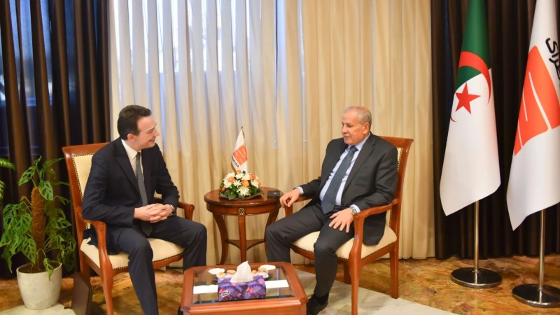 Sonatrach Receives Spanish Energy Giant "Enagás" Delegation to Discuss Green Hydrogen Projects in Spain