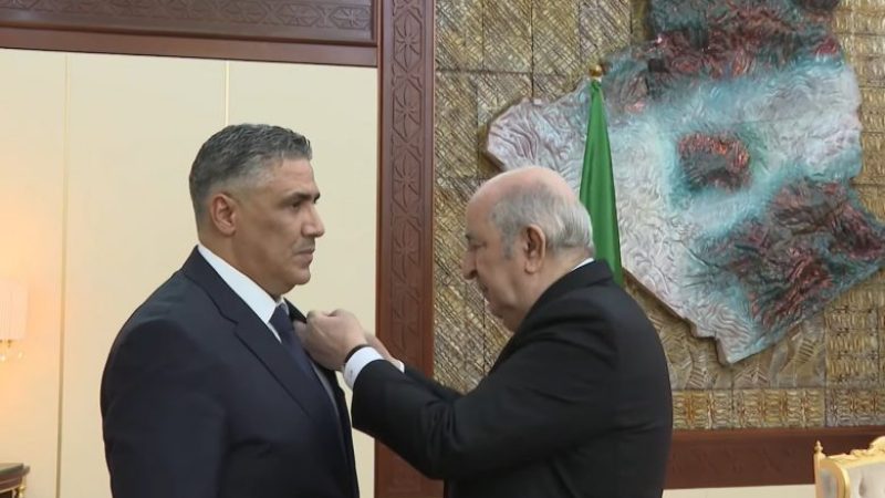 President Tebboune Bestows 'El Achir' National Order of Merit Medal on Minister of Housing