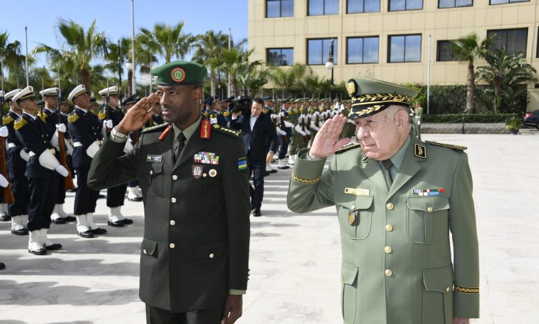 Saïd Chanegriha Welcomes Rwandan Defense Chief Amid Strong Bilateral Cooperation