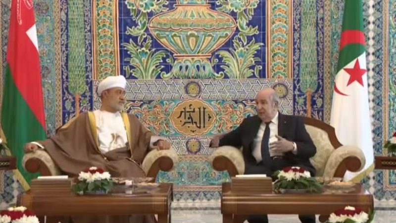 President Tebboune Holds High-Level Talks with Sultan Haitham bin Tariq of Oman in Algiers