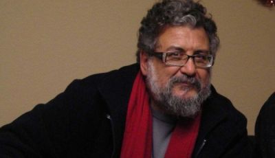 Minister of Communication Pays Tribute to Late Journalist and Writer Abdelmadjid Kaouah