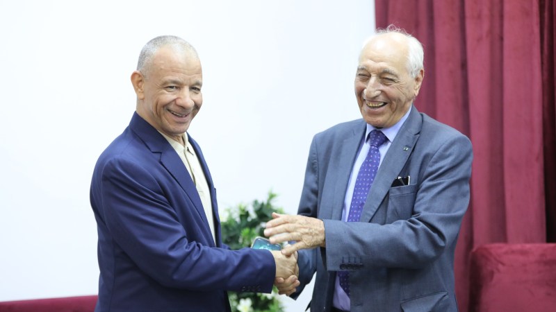 Veteran Leader Hamza Aoufi Visits El Binaa Movement Headquarters