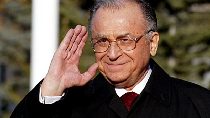 Meziane Conveys President Tebboune’s Condolences to Romania on the Passing of Former President Ion Iliescu